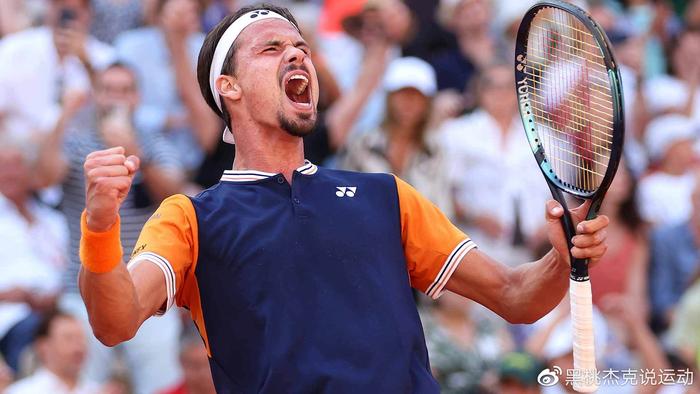 赛的赛场上 赛的赛场上