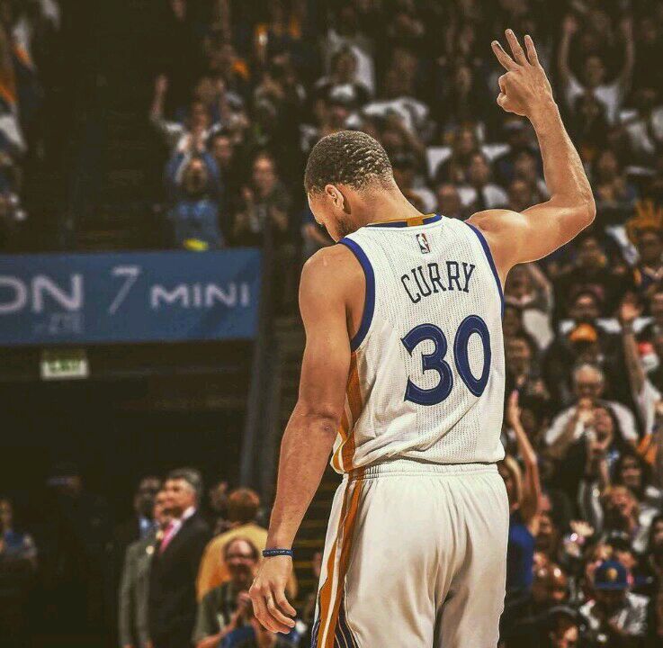 雄厚和透明 雄厚和透明